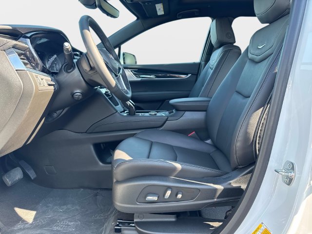 New 2026 Cadillac XT5 Premium Luxury w/ Driver Assist Package AWD/4WD image 18