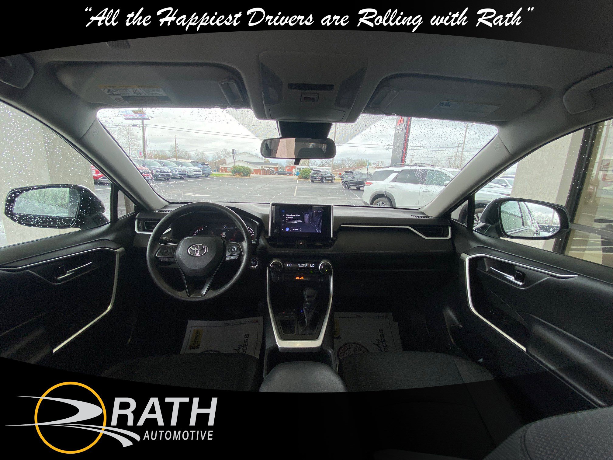 Used 2024 Toyota RAV4 XLE image 18