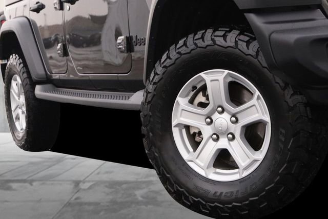 Used 2022 Jeep Wrangler Unlimited Sport image 3