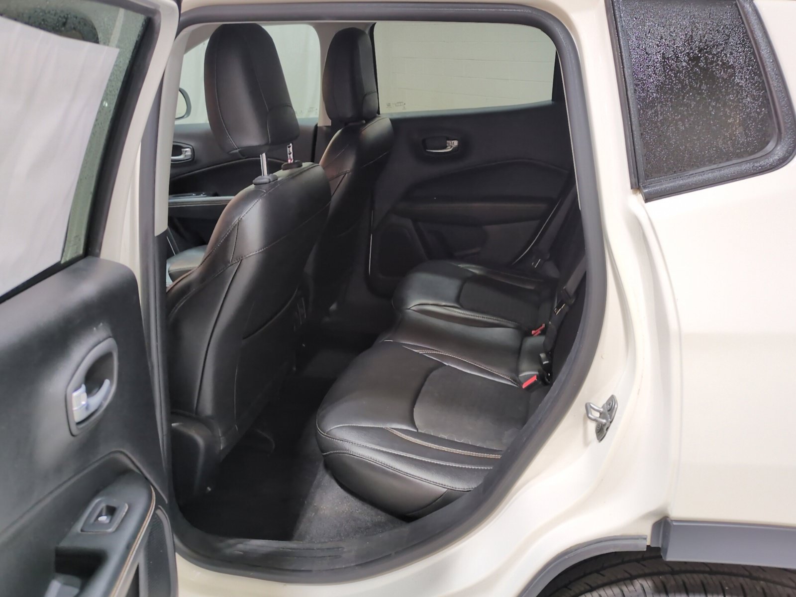 Used 2018 Jeep Compass Latitude w/ Popular Equipment Group AWD/4WD image 13