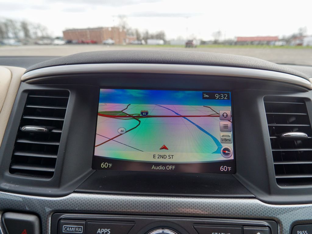 Used 2019 Nissan Pathfinder SL image 28