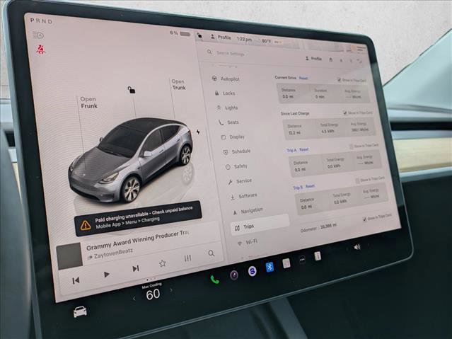 Used 2024 Tesla Model Y Long Range AWD/4WD image 12