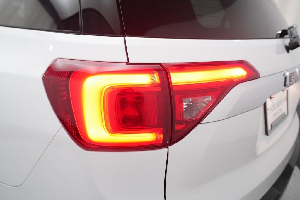 Used 2018 GMC Acadia SLE w/ Driver Alert Package I image 32