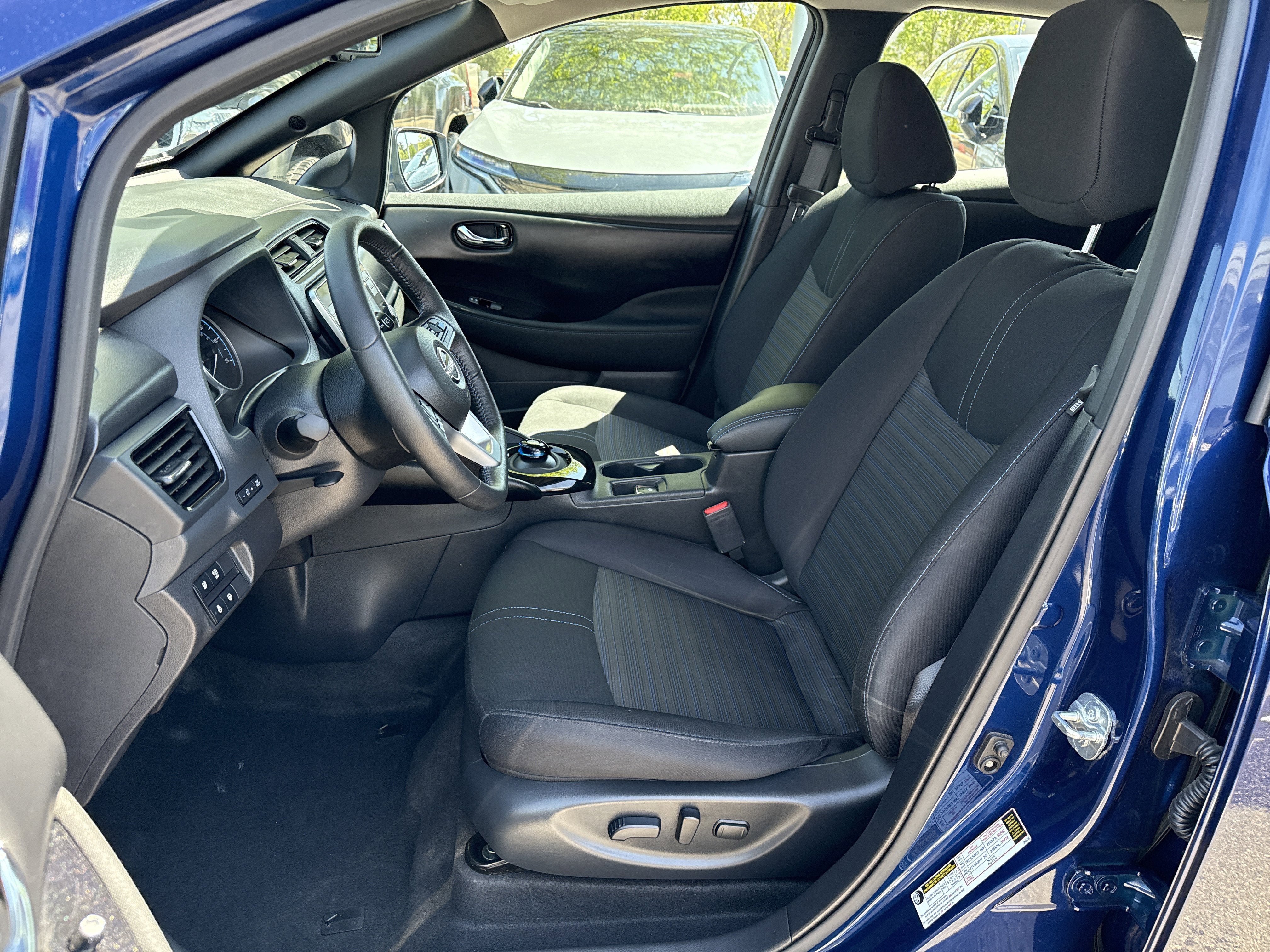 Certified 2024 Nissan Leaf SV Plus image 16