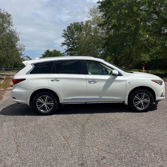 Used 2020 INFINITI QX60 Luxe w/ Essential Package image 6