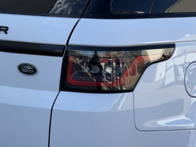 Used 2019 Land Rover Range Rover Sport HST AWD/4WD image 7
