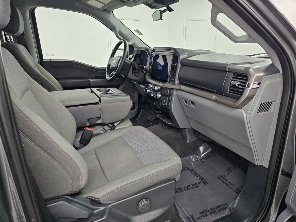 Used 2025 Ford F150 XLT w/ Equipment Group 301A Standard AWD/4WD image 23