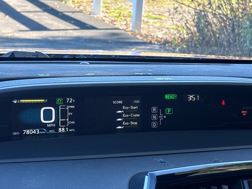 Used 2017 Toyota Prius Prime Plus FWD image 26