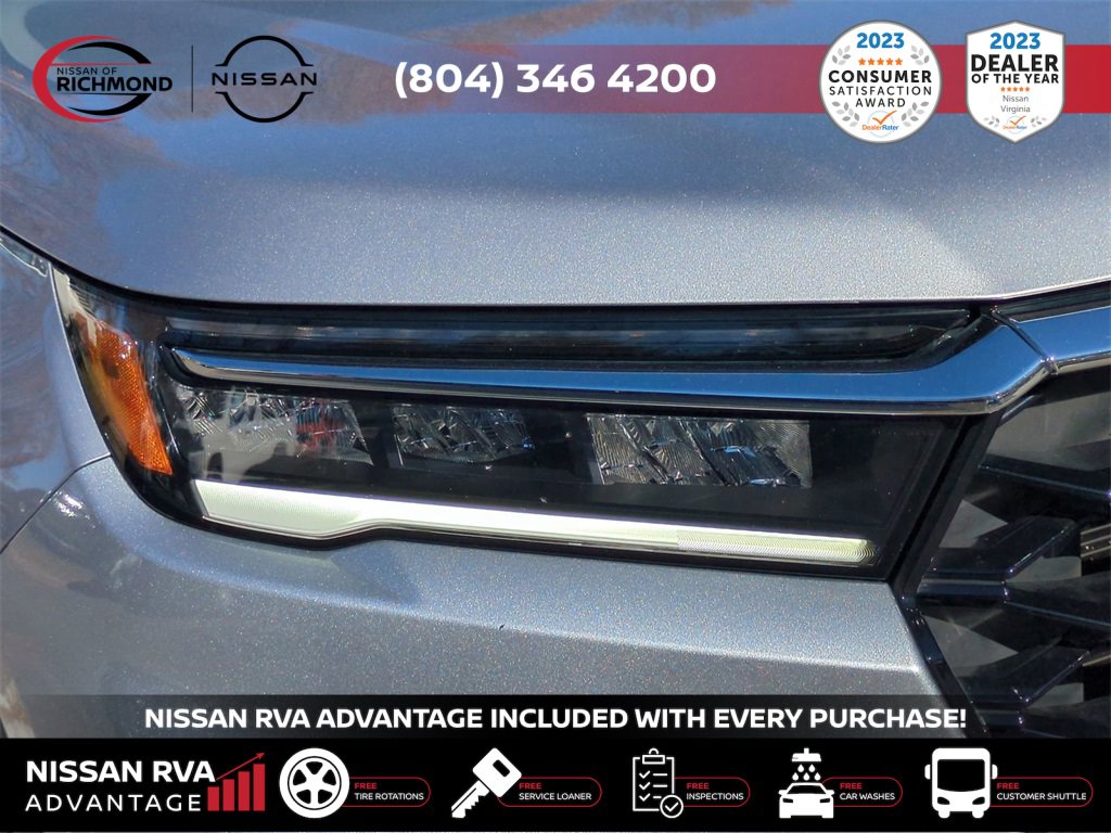 Used 2024 Honda Pilot Touring image 11