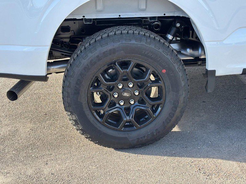 New 2025 Ford F150 XLT w/ Equipment Group 302A MID image 4