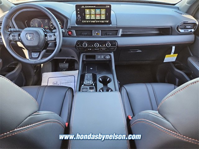 New 2025 Honda Pilot TrailSport image 8