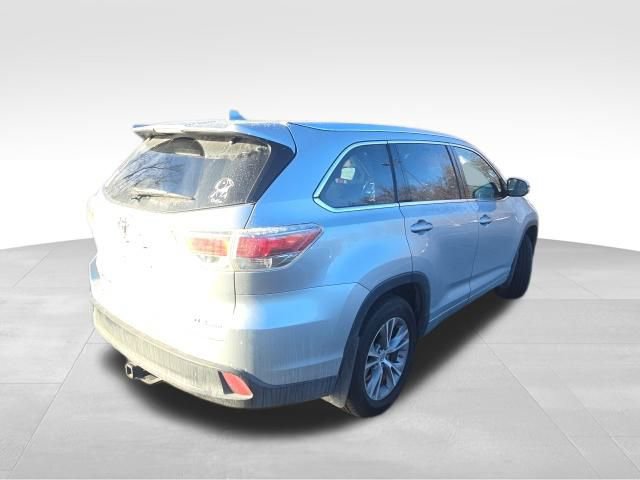 Used 2015 Toyota Highlander XLE image 6
