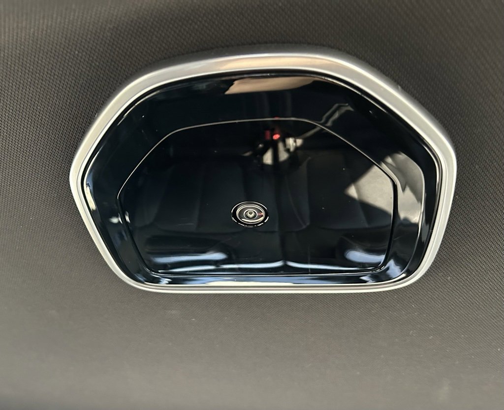 Used 2024 Jeep Grand Cherokee L Limited w/ Luxury Tech Group II image 26