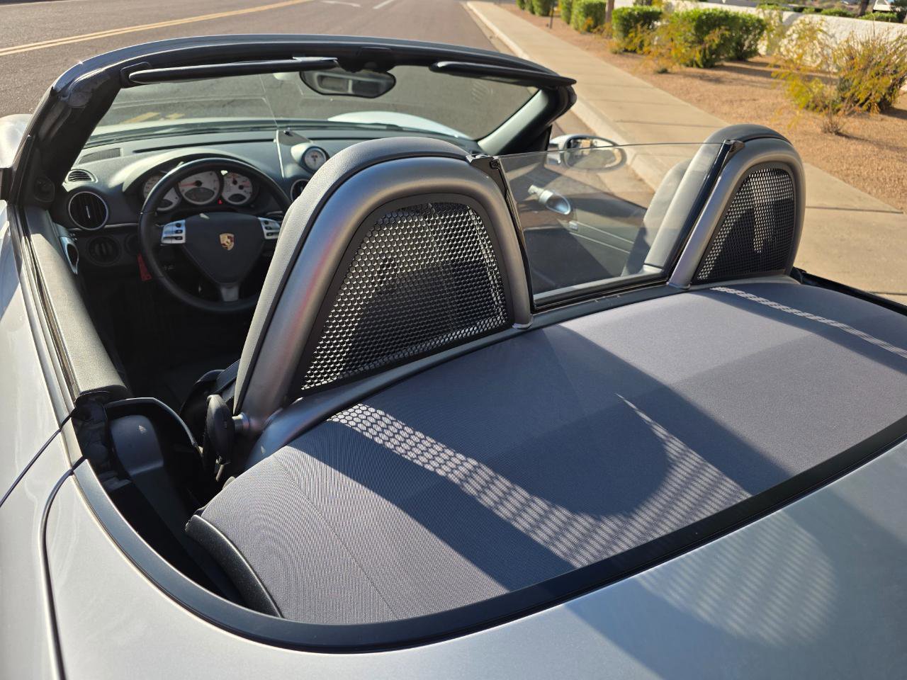 Used 2005 Porsche Boxster S image 9