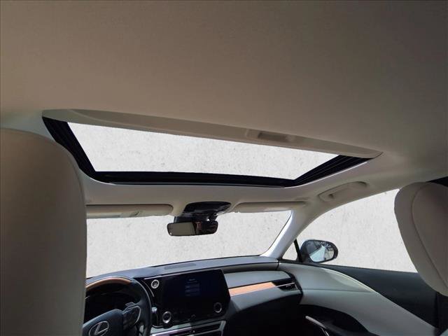 Used 2023 Lexus RX 350 Premium w/ Cold Area Package FWD image 17