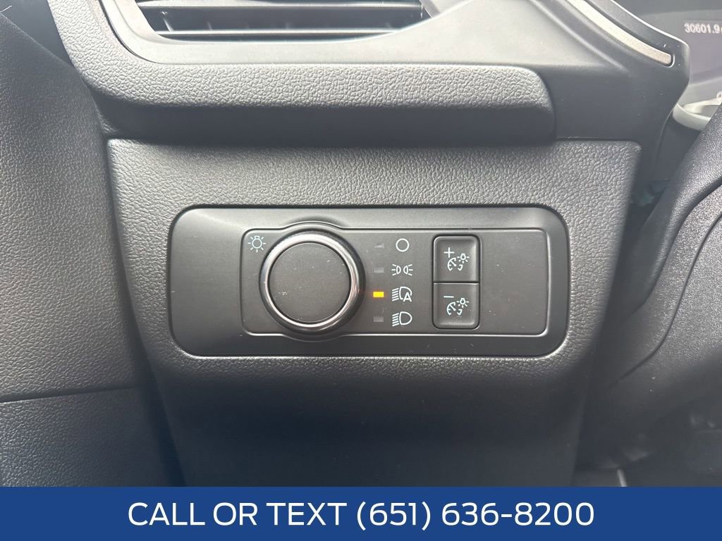 Used 2022 Ford Escape SE w/ Cold Weather Package image 22