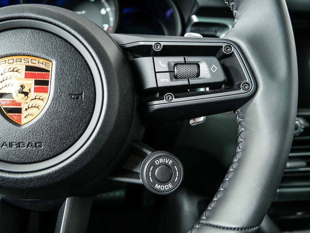 New 2026 Porsche Macan Turbo AWD/4WD image 12