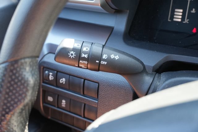 Used 2024 Toyota Tacoma SR5 AWD/4WD image 25