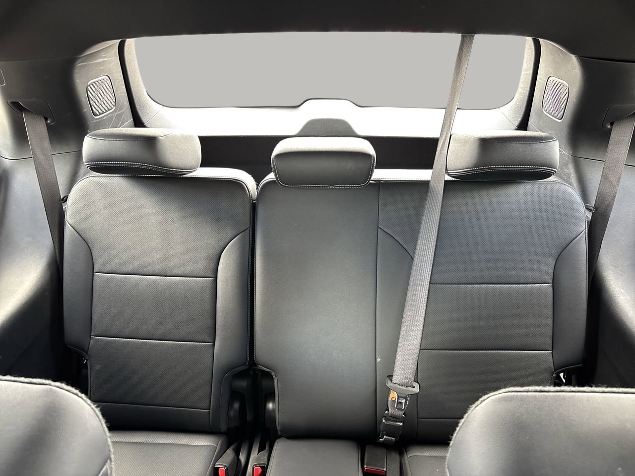 Used 2025 Chevrolet Traverse LT image 18