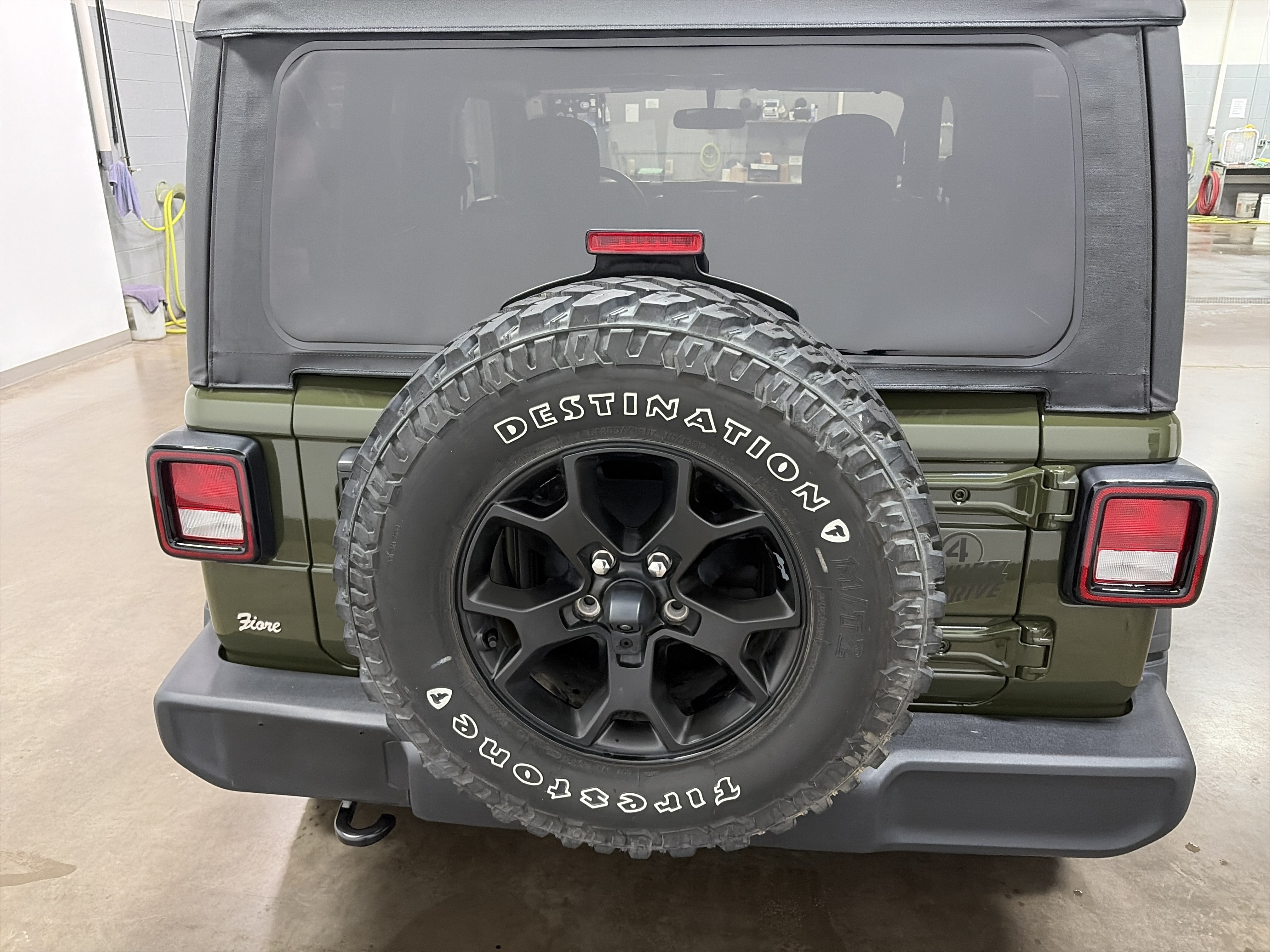 Used 2022 Jeep Wrangler Sport AWD/4WD video 4