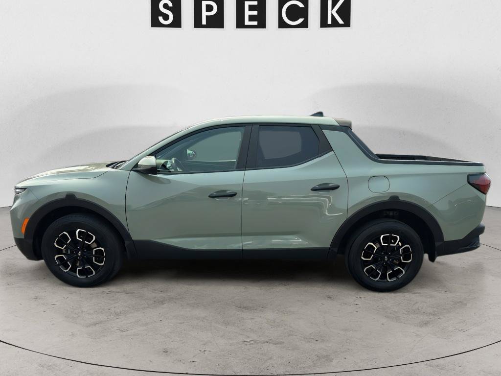Used 2022 Hyundai Santa Cruz SEL FWD image 2