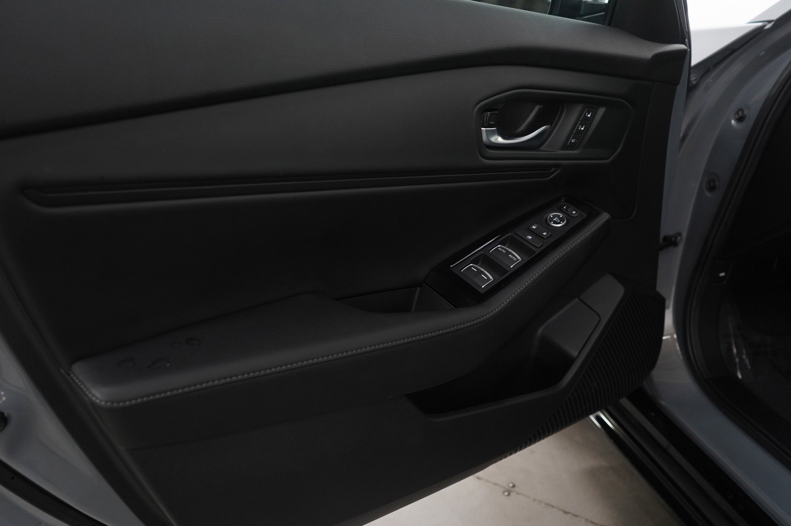 Used 2025 Honda Accord Touring image 24