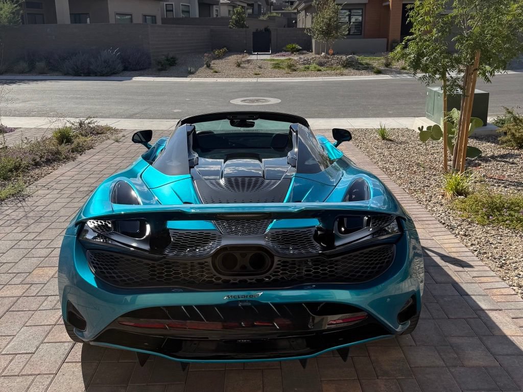 Used 2024 McLaren 750S Spider RWD image 21