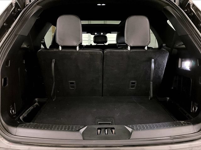 Used 2020 Ford Explorer XLT w/ Equipment Group 202A AWD/4WD image 35
