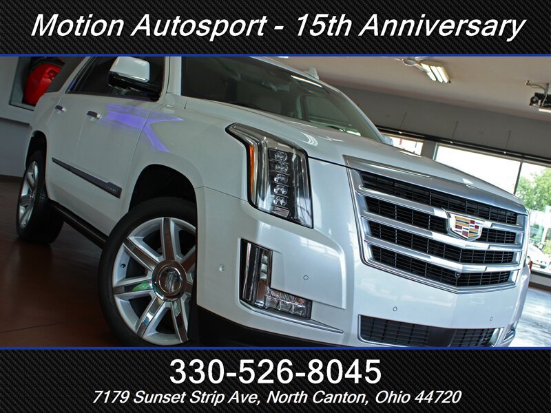 Used 2017 Cadillac Escalade Premium Luxury AWD/4WD image 55