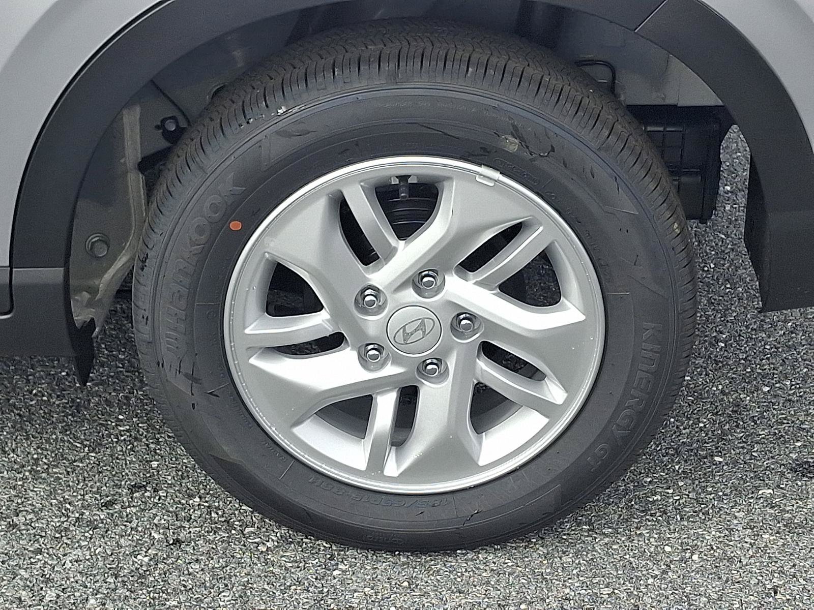 New 2026 Hyundai Venue SE FWD image 5