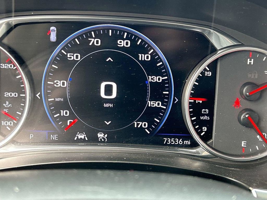 Used 2022 Chevrolet Traverse Premier FWD image 35