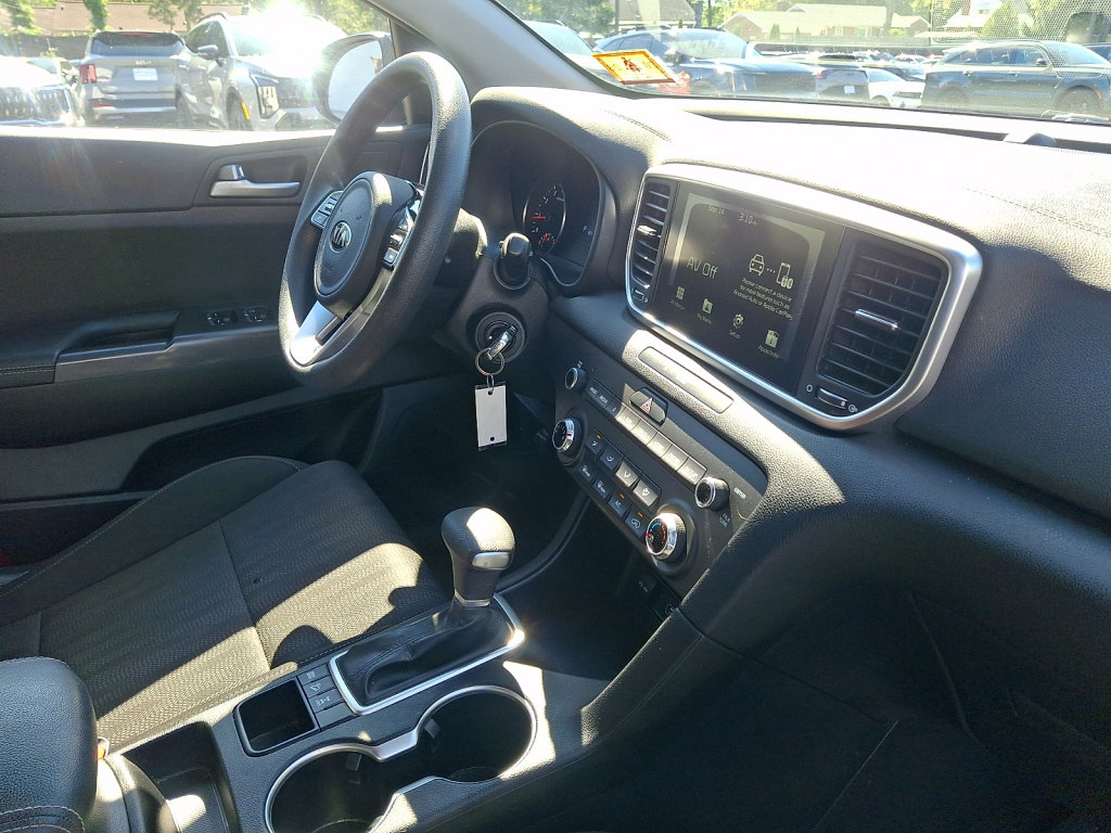 Used 2021 Kia Sportage LX AWD/4WD image 14