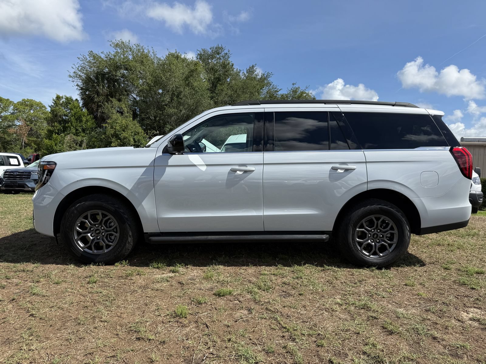 Certified 2025 Ford Expedition Active RWD image 9