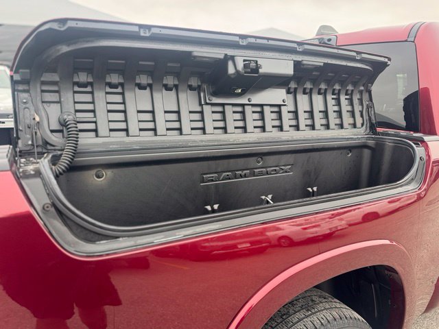 Used 2025 RAM 1500 Big Horn AWD/4WD image 7
