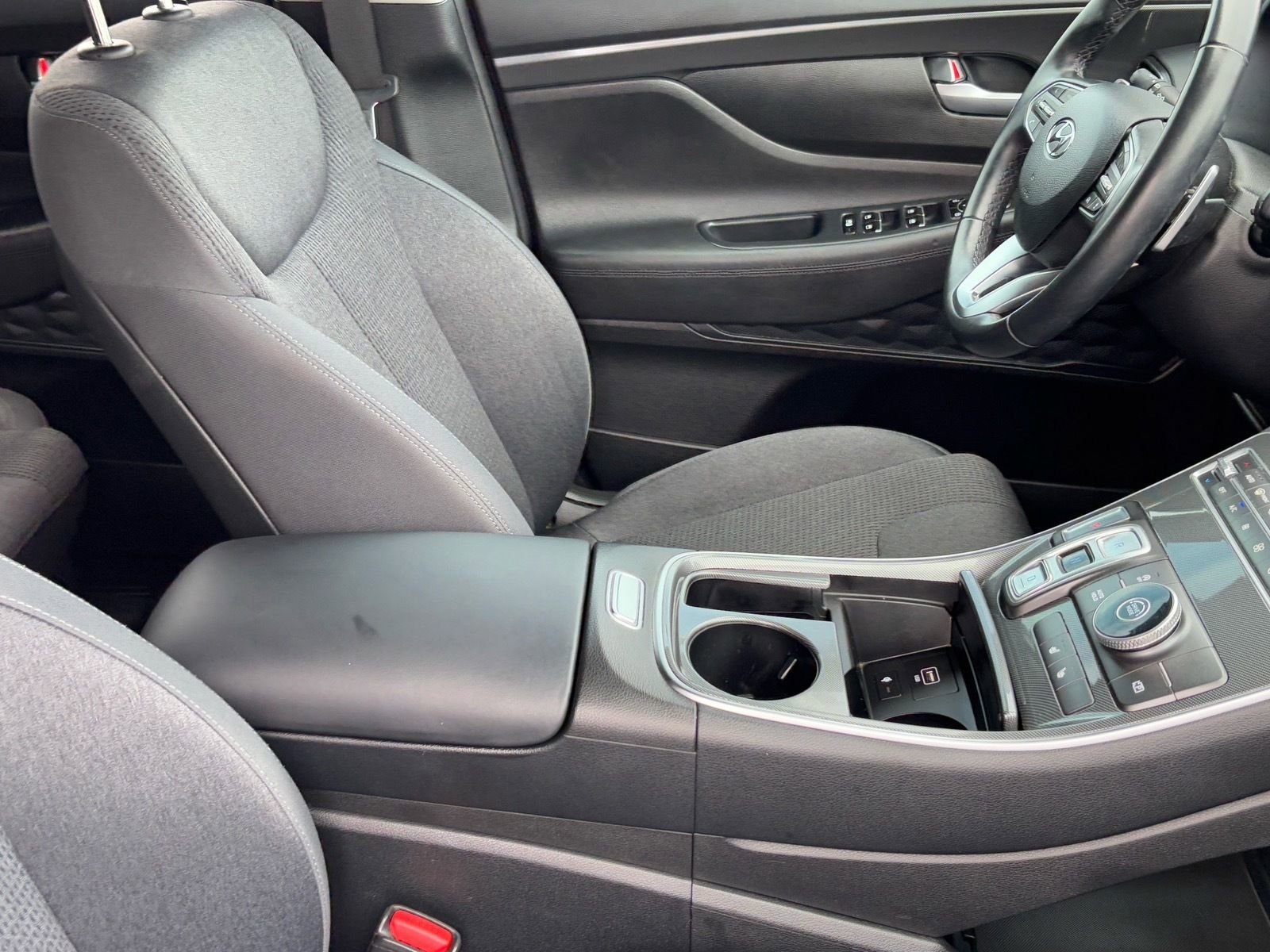 Used 2022 Hyundai Santa Fe XRT image 10