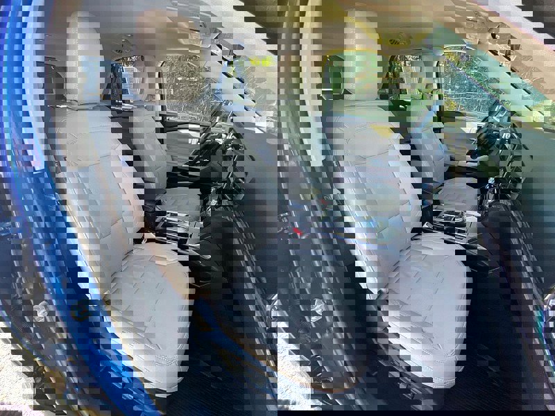 Certified 2021 Ford Explorer Limited w/ Equipment Group 301A image 28