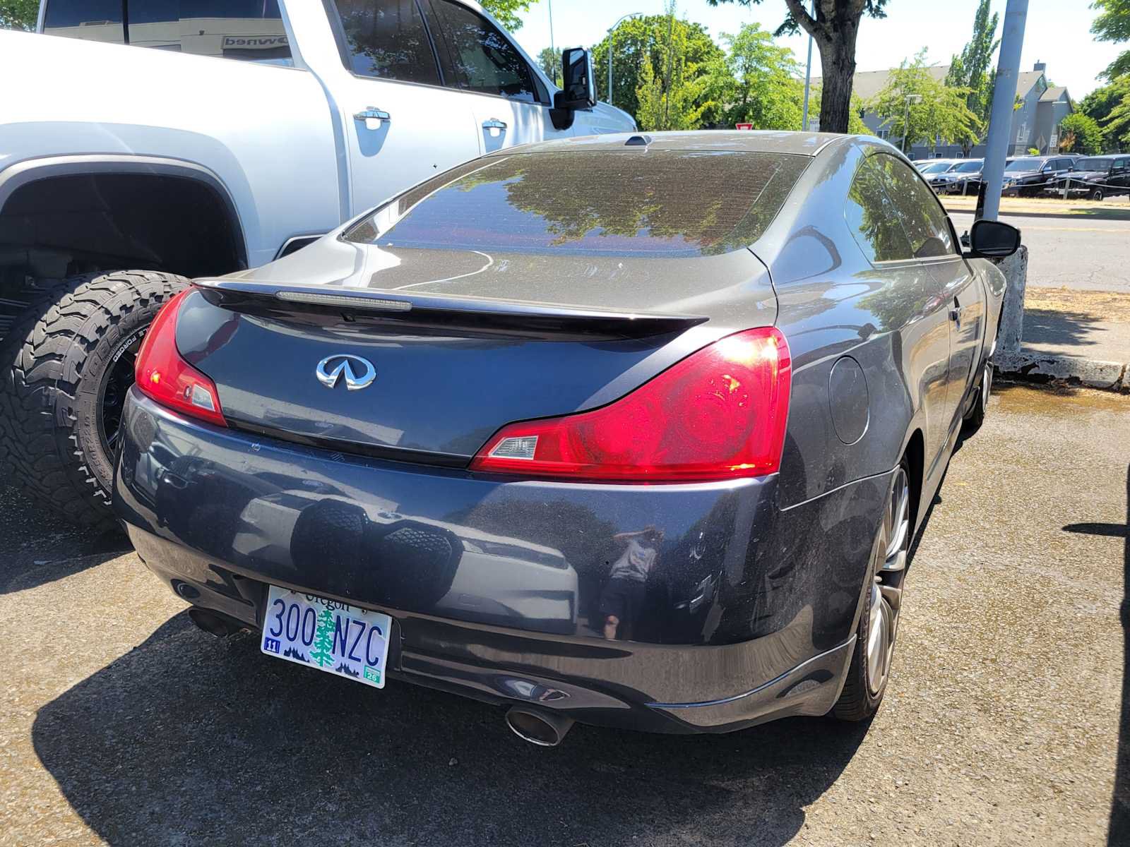 Used 2008 INFINITI G37 Journey w/ Premium Pkg RWD video 2