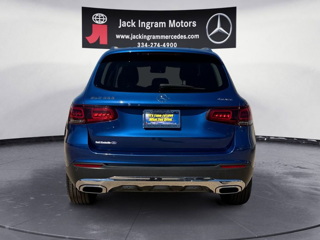 Certified 2022 Mercedes-Benz GLC 300 4MATIC w/ Premium Package Lite image 4