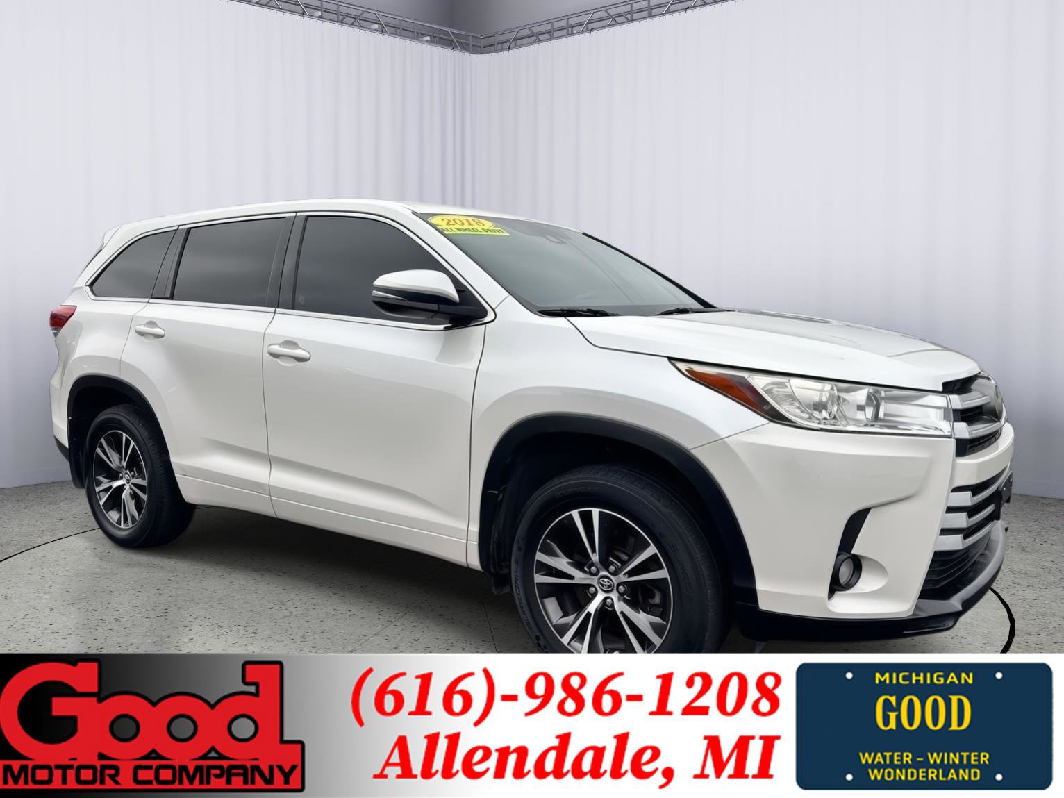 Used 2018 Toyota Highlander Plus AWD/4WD image 1