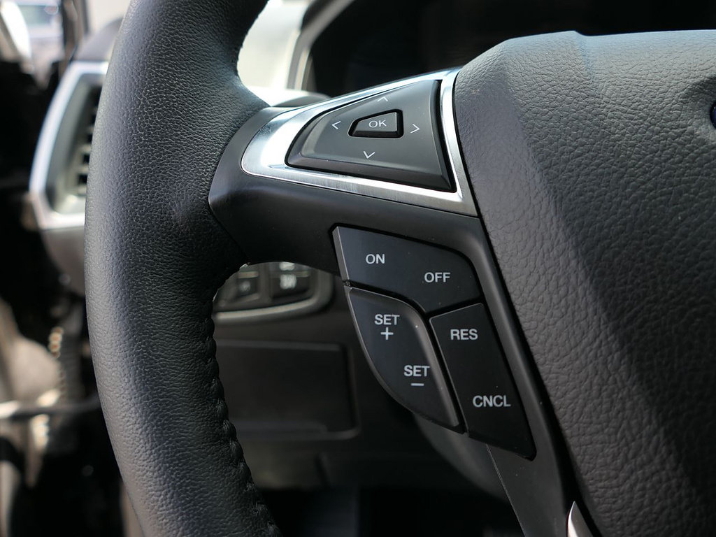 Used 2023 Ford Edge SEL w/ Convenience Package AWD/4WD image 15