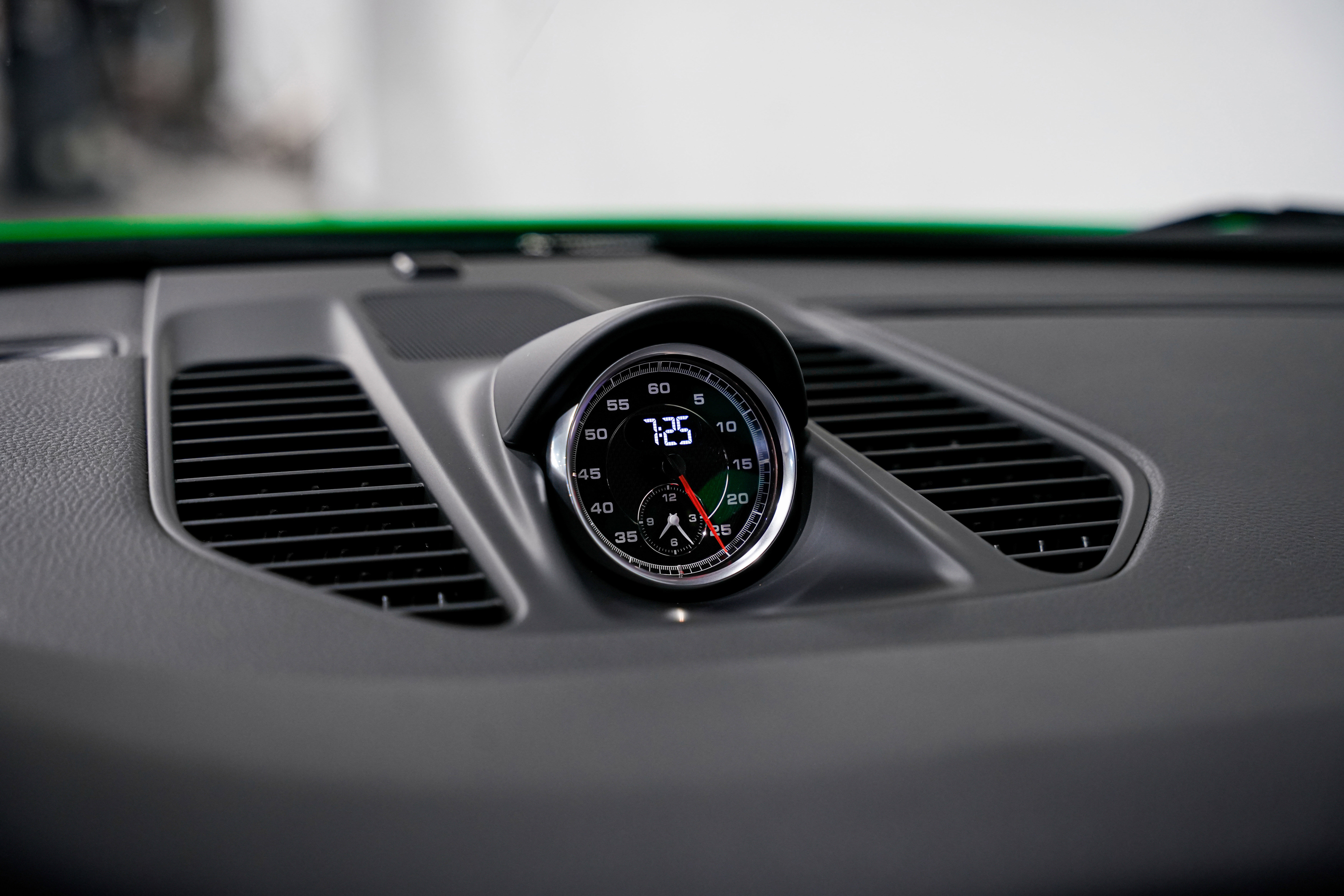 Used 2014 Porsche 911 Carrera 4S image 12