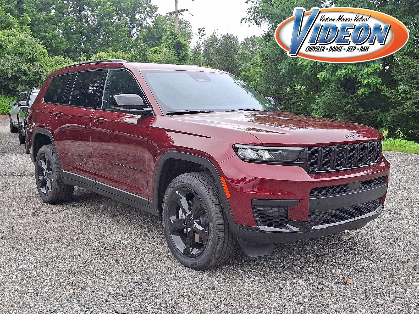 New 2025 Jeep Grand Cherokee L Altitude