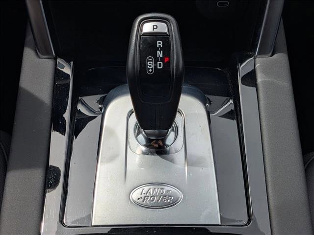 Used 2023 Land Rover Discovery Sport S image 15