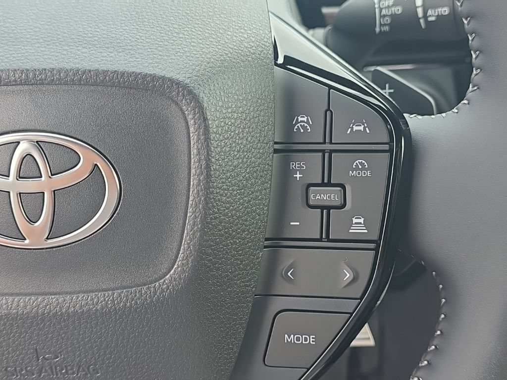 New 2026 Toyota C-HR AWD/4WD image 18