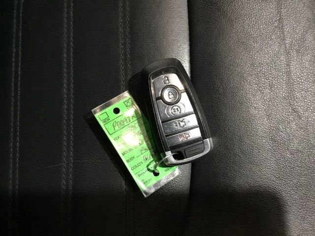 Used 2017 Ford Edge SEL w/ Equipment Group 201A image 54