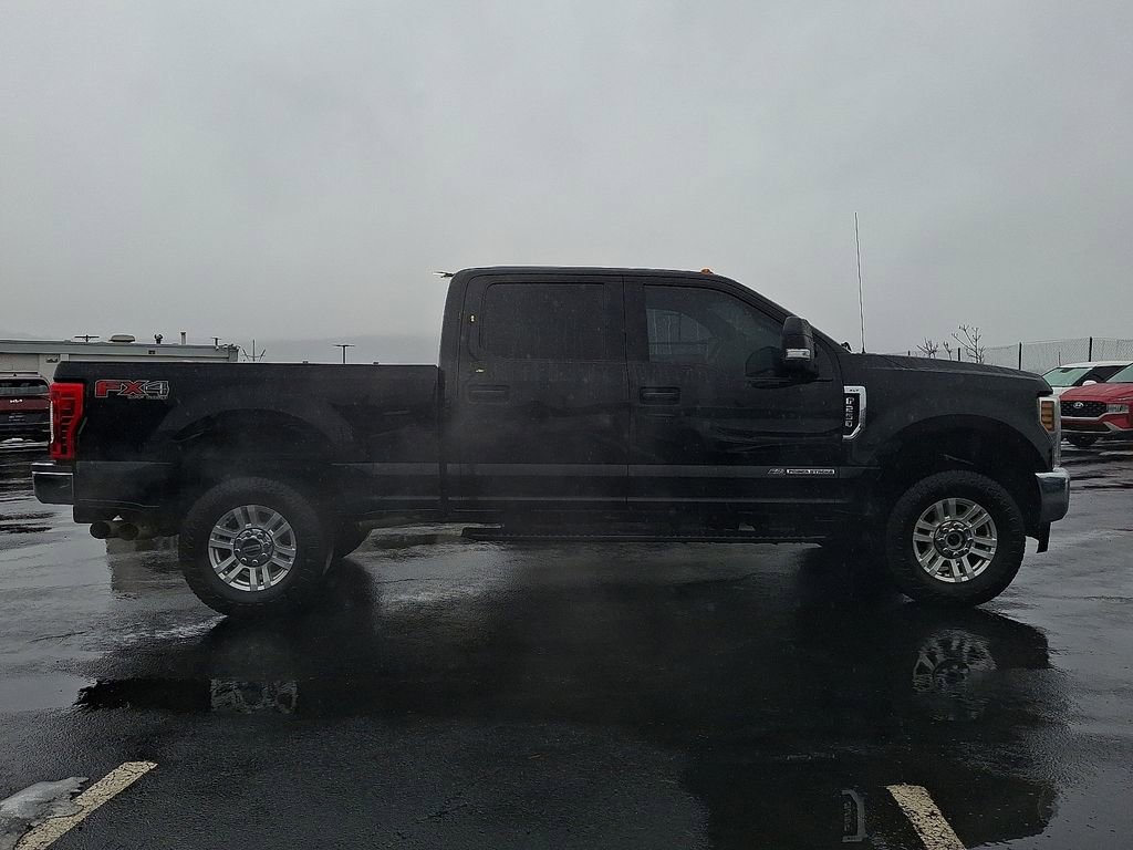 Used 2019 Ford F250 XLT w/ XLT Value Package image 6