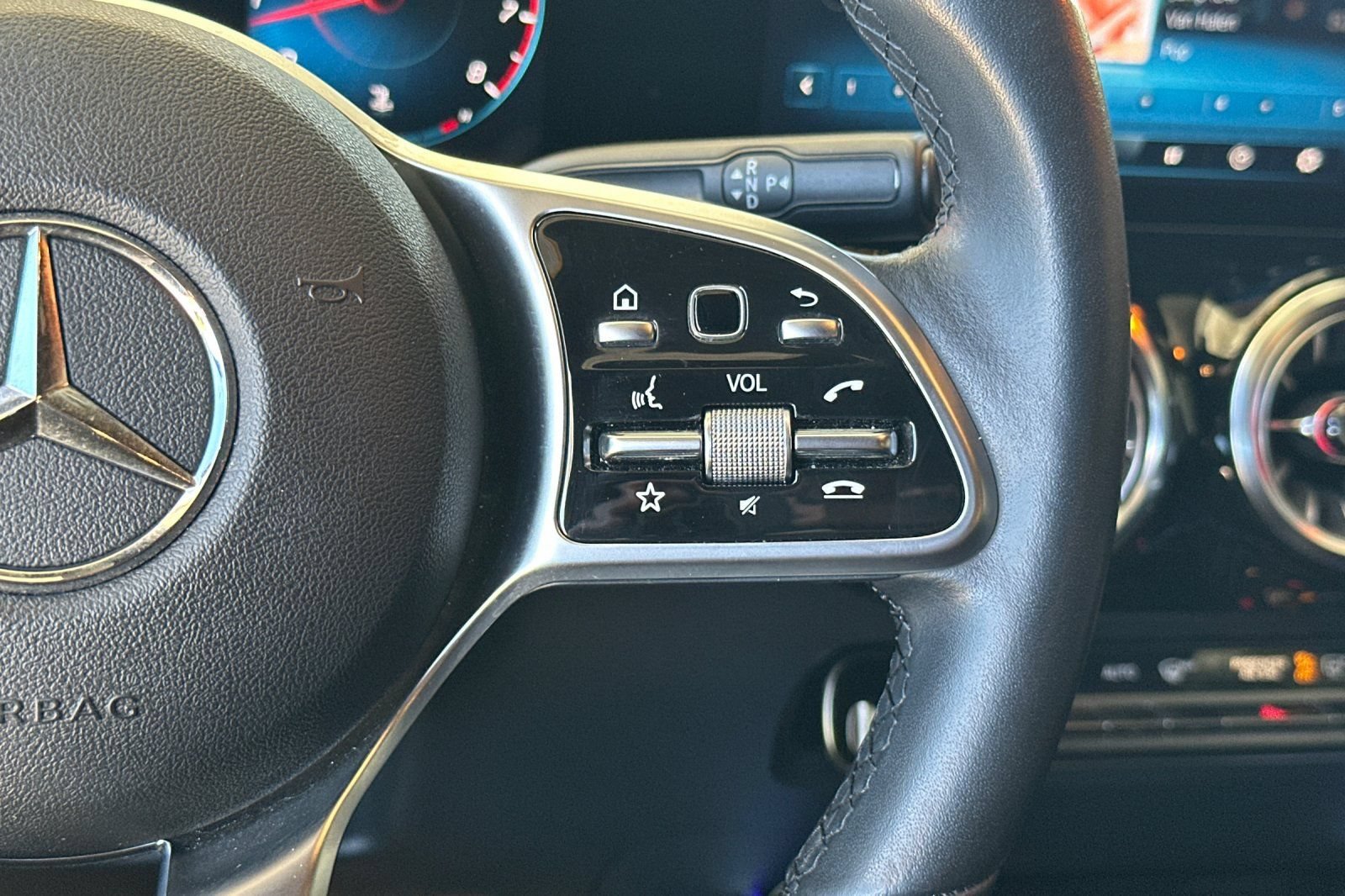 Certified 2023 Mercedes-Benz GLA 250 w/ Premium Package image 30