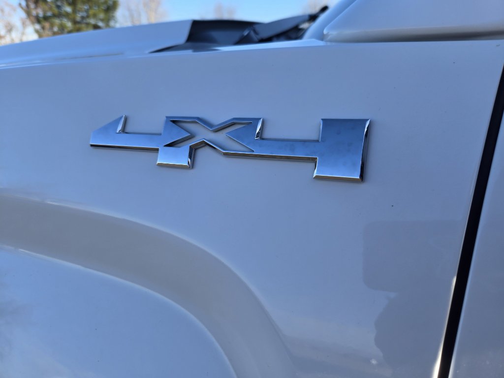 Used 2018 GMC Sierra 3500 SLE image 4