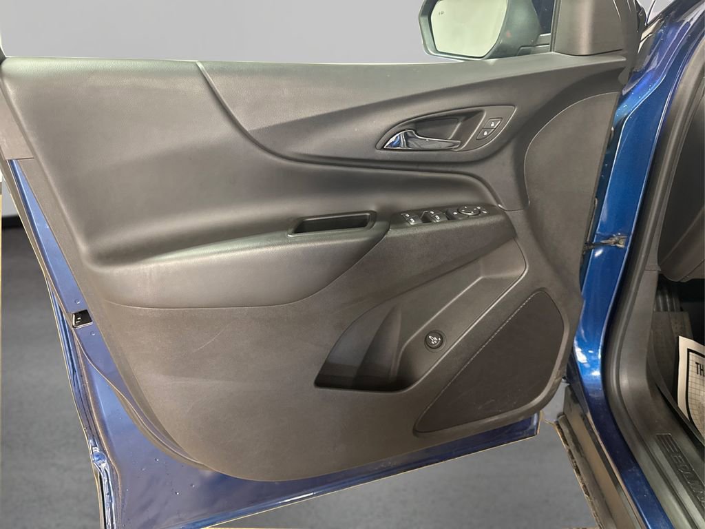 Used 2022 Chevrolet Equinox LT image 23