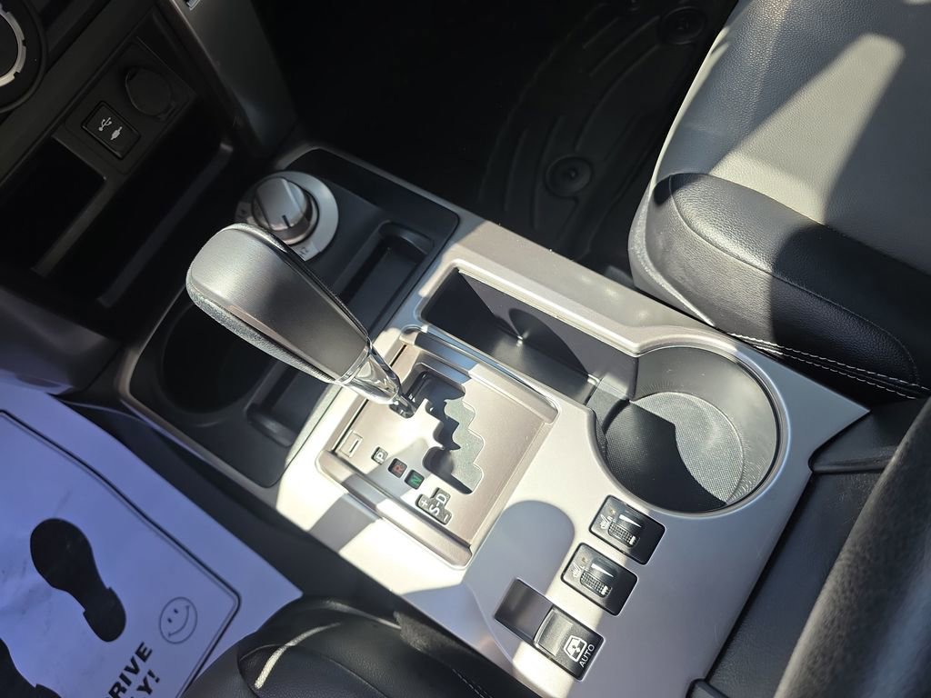 Used 2015 Toyota 4Runner SR5 Premium image 23